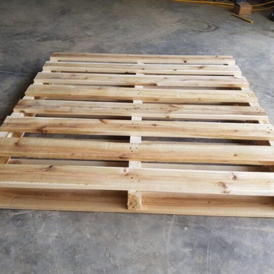 Pallete gỗ- đang tìm nhà cung cấp